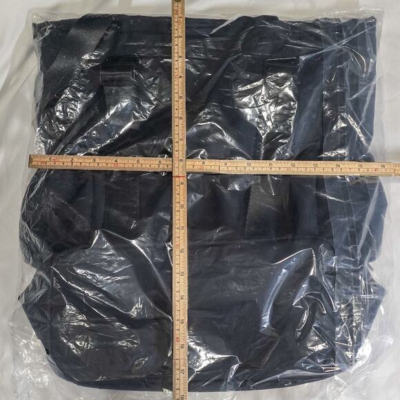 Beyond Yoga New Convertible Gym Bag Backpack to Tote - Picture 10 of 14